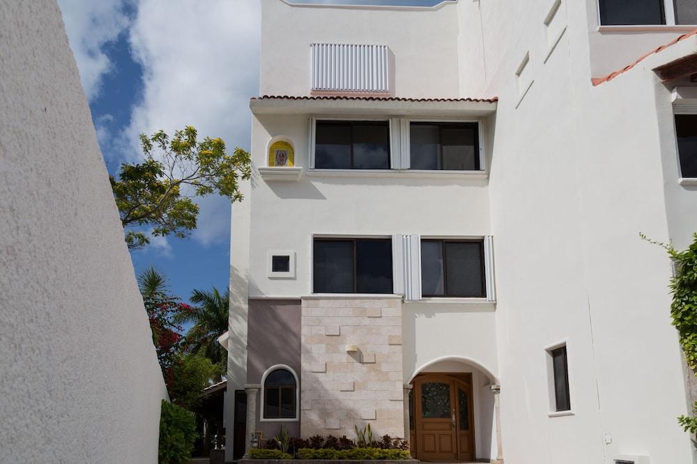 Elegant Lagoon Front Villa By Casa Paraiso Cancún Esterno foto