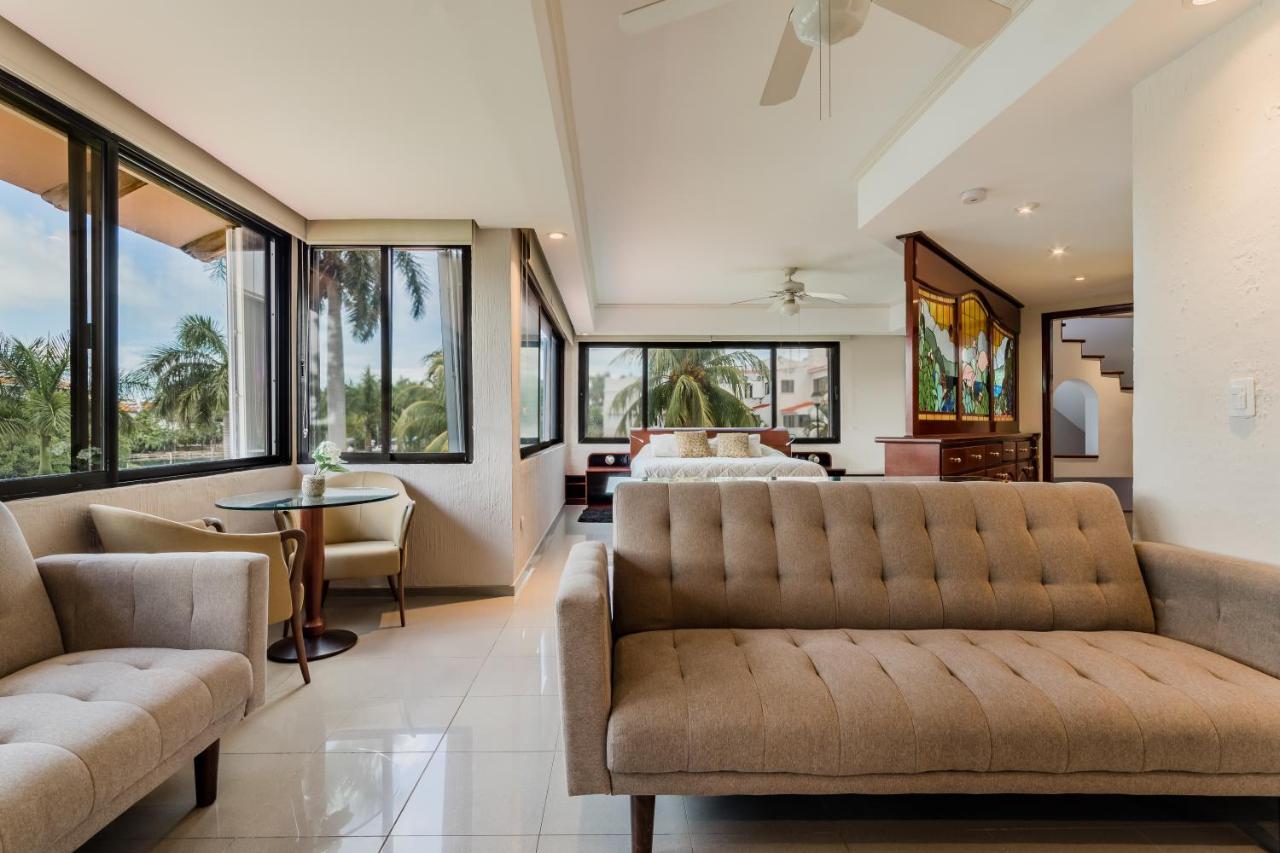 Elegant Lagoon Front Villa By Casa Paraiso Cancún Esterno foto
