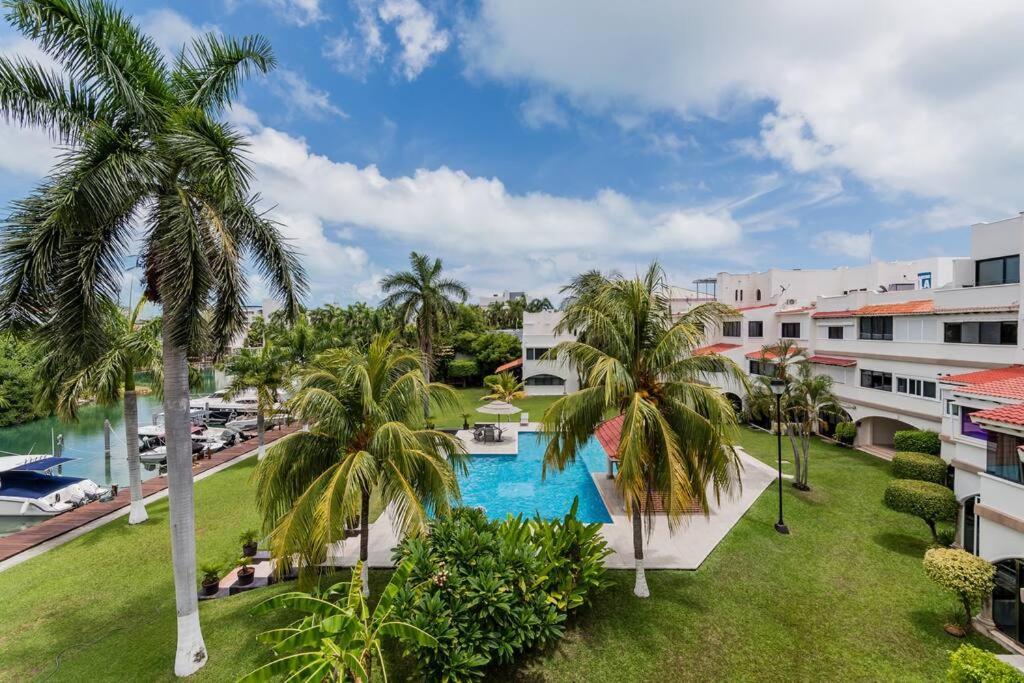 Elegant Lagoon Front Villa By Casa Paraiso Cancún Esterno foto